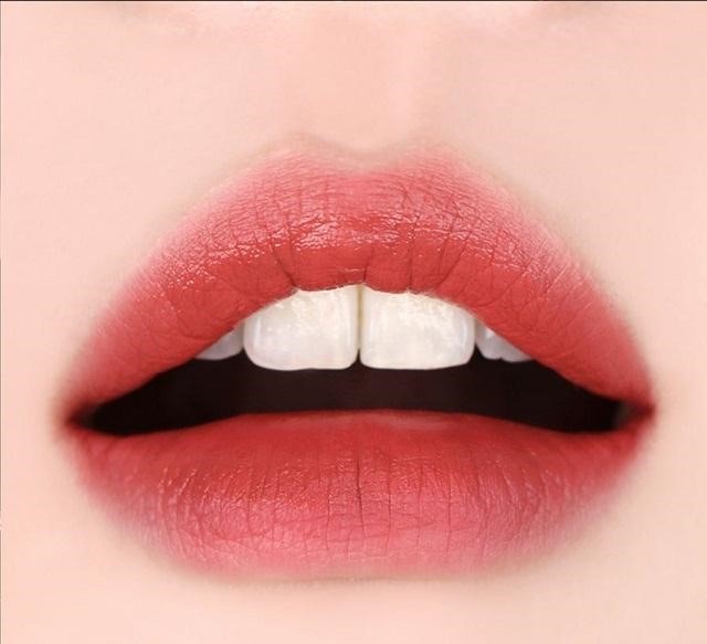 Review son Black Rouge – Dòng son cuốn hút, gây bão trên thị trường hiện nay 5 Black Rouge màu hồng đào