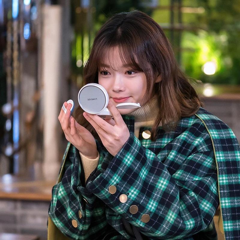 Top 10 hãng mỹ phẩm Hàn Quốc Hot nhất mọi thời đại 8 Diễn viên Kim Yoo Jung quảng bá Laneige trong Drama “cô tiên dọn dẹp”