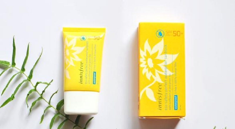 Top 10 kem chống nắng cho bà bầu an toàn nhất hiện nay 7 Innisfree Eco Safety Perfect Waterproof Sunblock SPF50+/PA+++.