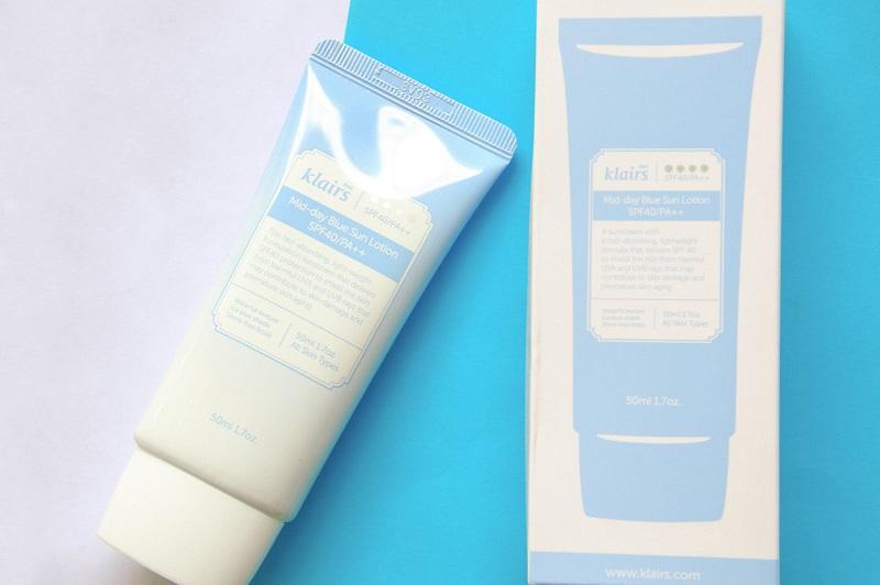 Top 10 kem chống nắng cho bà bầu an toàn nhất hiện nay 10 Klairs Mid-Day Blue Sun Lotion