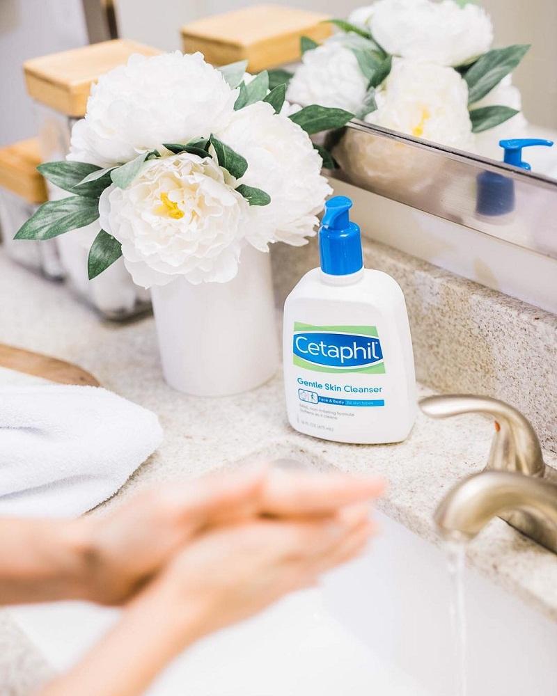 Review sữa rửa mặt Cetaphil 4 Sản phẩm Cetaphil có thể dùng cho phụ nữ sau sinh