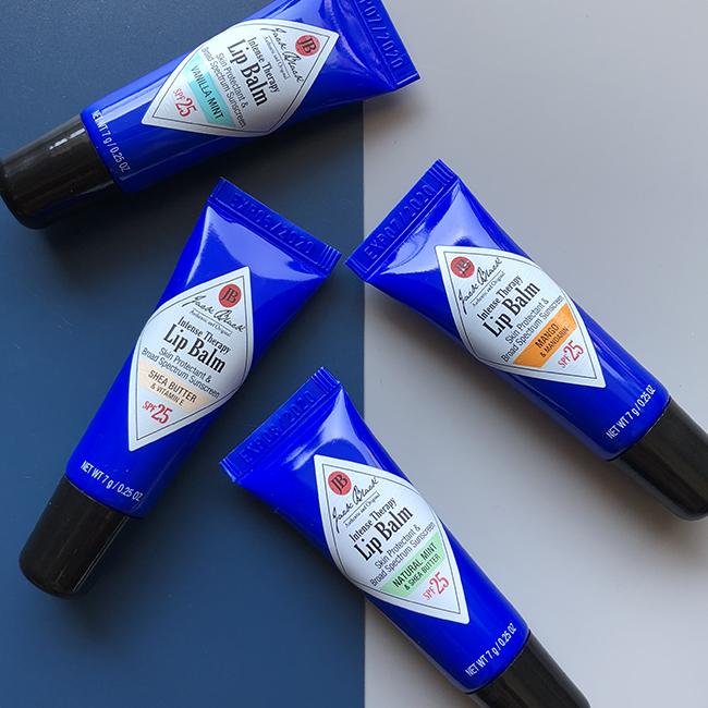 Son dưỡng môi cho nam nào tốt và những tiêu chí lựa chọn ? 4 Jack Black Intense Therapy