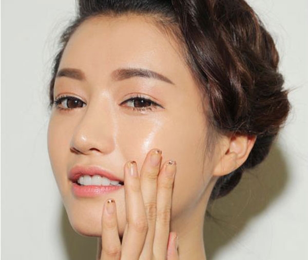 Review tất tần tật về phấn nước Lime 5 Lime Real Cover Pink Cushion lên da trắng sáng tự nhiên