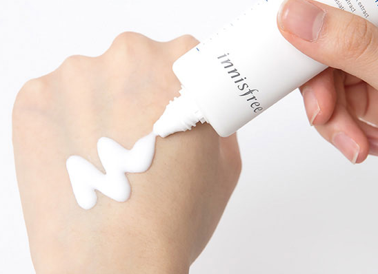 Review 7 kem dưỡng ẩm Innisfree chất lượng đáng để đầu tư năm 2025