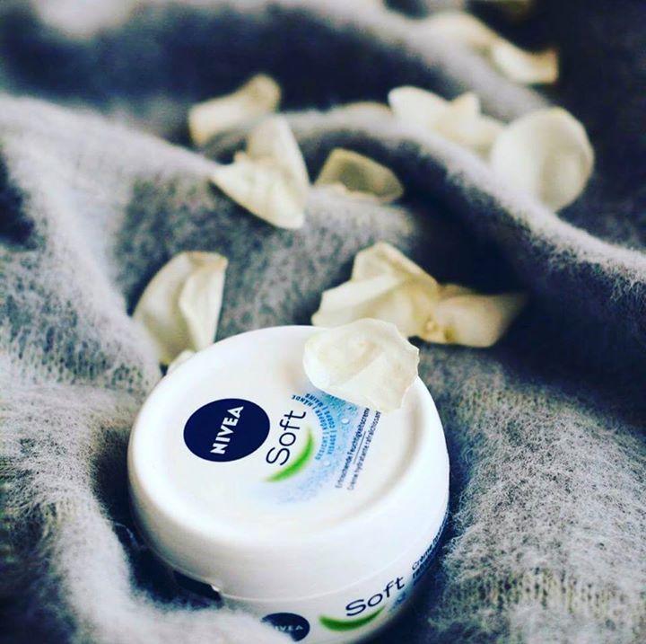 Kem dưỡng ẩm Nivea có tốt không, hợp với những loại da nào? 1 Kem dưỡng ẩm Nivea Soft