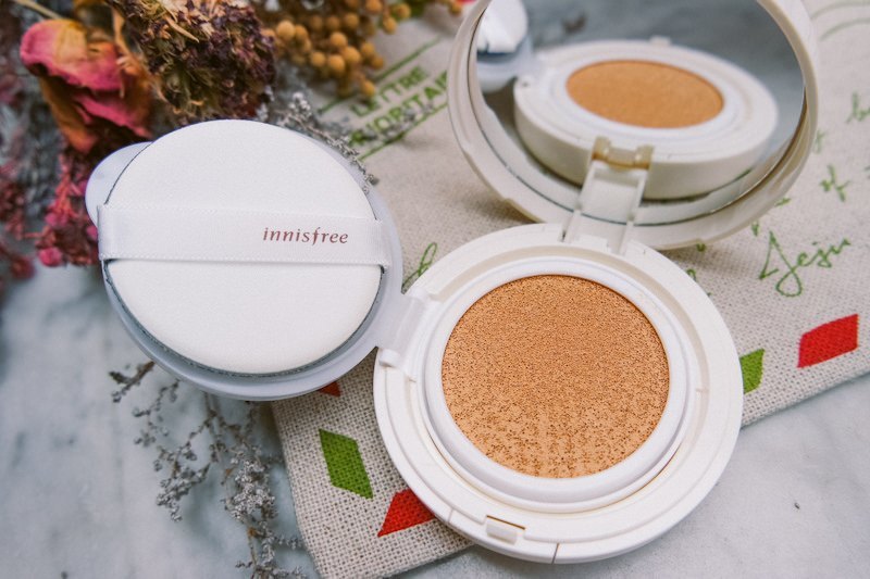 Review top 10 phấn nước càng dùng da càng đẹp mịn 14 Phấn nước INNISFREE LONG WEAR CUSHION SPF 50 PA+++