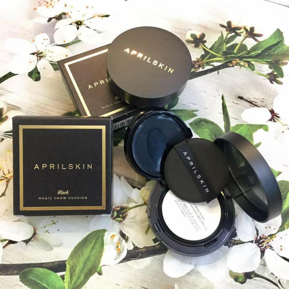 Review top 10 phấn nước càng dùng da càng đẹp mịn 10 Phấn nước April Skin có lớp nền mỏng nhẹ, thích hợp với kiểu trang điểm trong suốt. Chỉ số chống nắng cao SPF 50++ PA+++