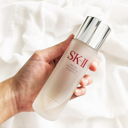 Review nước thần SKII Facial Treatment Essence có xứng danh như lời đồn?