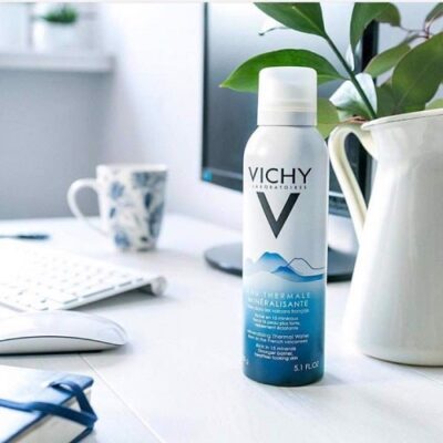 Review xịt khoáng Vichy có tốt không? Công dụng thực sự là gì?