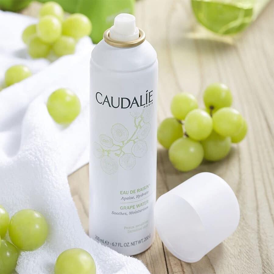 Review xịt khoáng Caudalie có tốt không? Phù hợp với loại da nào? 3 Resveratrol chiết xuất từ thân Nho giúp da bạn cải thiện nếp nhăn, mờ nám