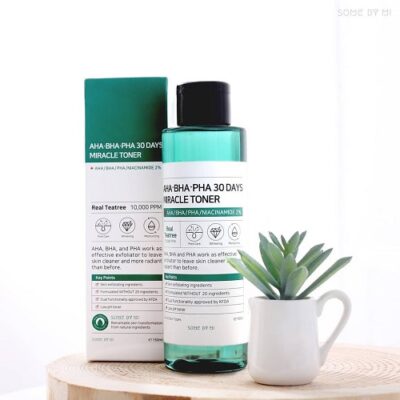 Review 7 nước hoa hồng cho da mụn đáng mua nhất 2025