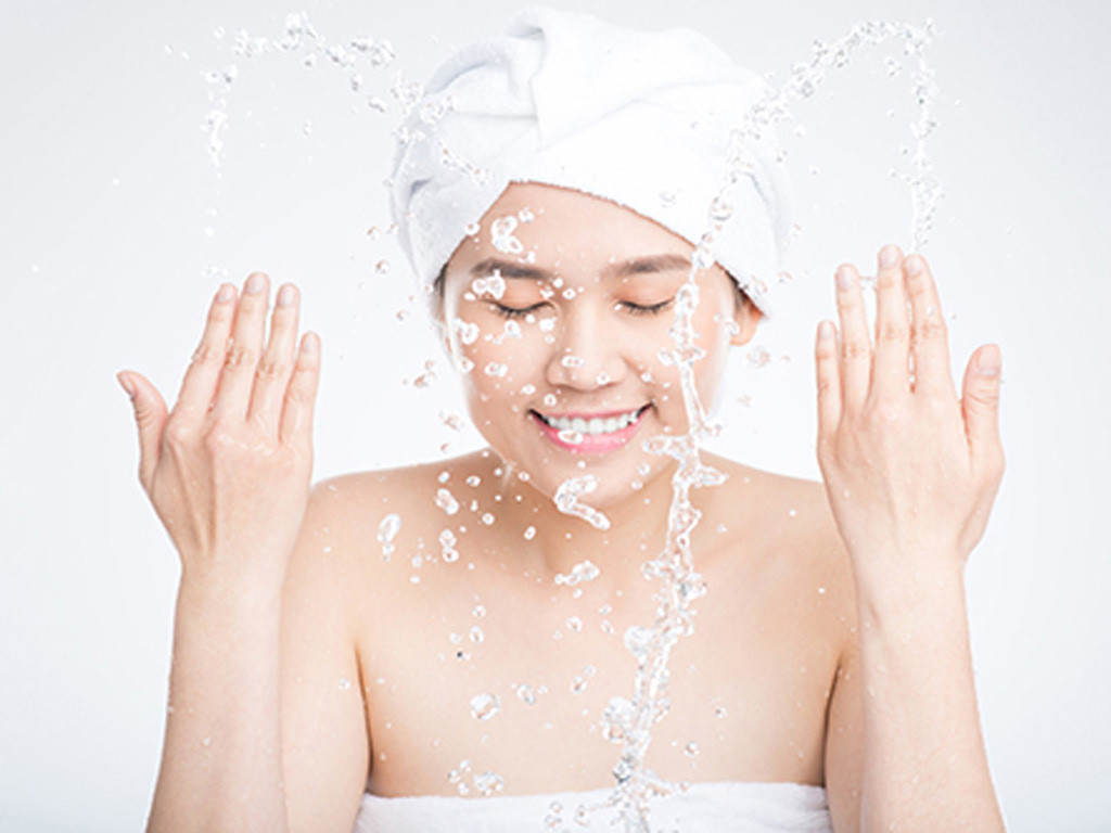 Review xịt khoáng Caudalie có tốt không? Phù hợp với loại da nào? 16