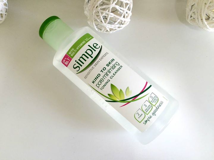 Toner Simple có tốt không? Review 3 toner Simple giúp da phái đẹp sạch khỏe bất ngờ 15 Nước hoa hồng Simple Pore Minimising Toning Cleanser