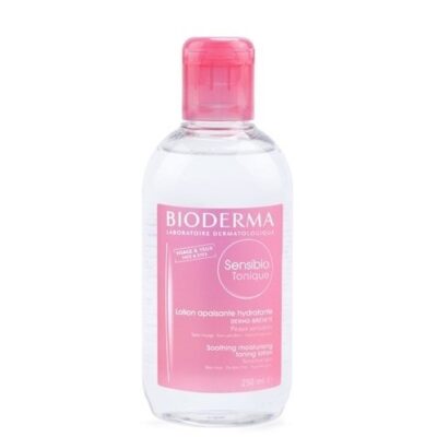 Review 10 loại toner được các “beauty blogger” đánh giá cao 2025