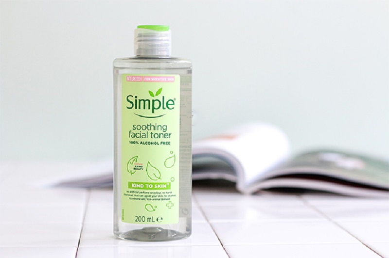 Bao bì sản phẩm toner Simple