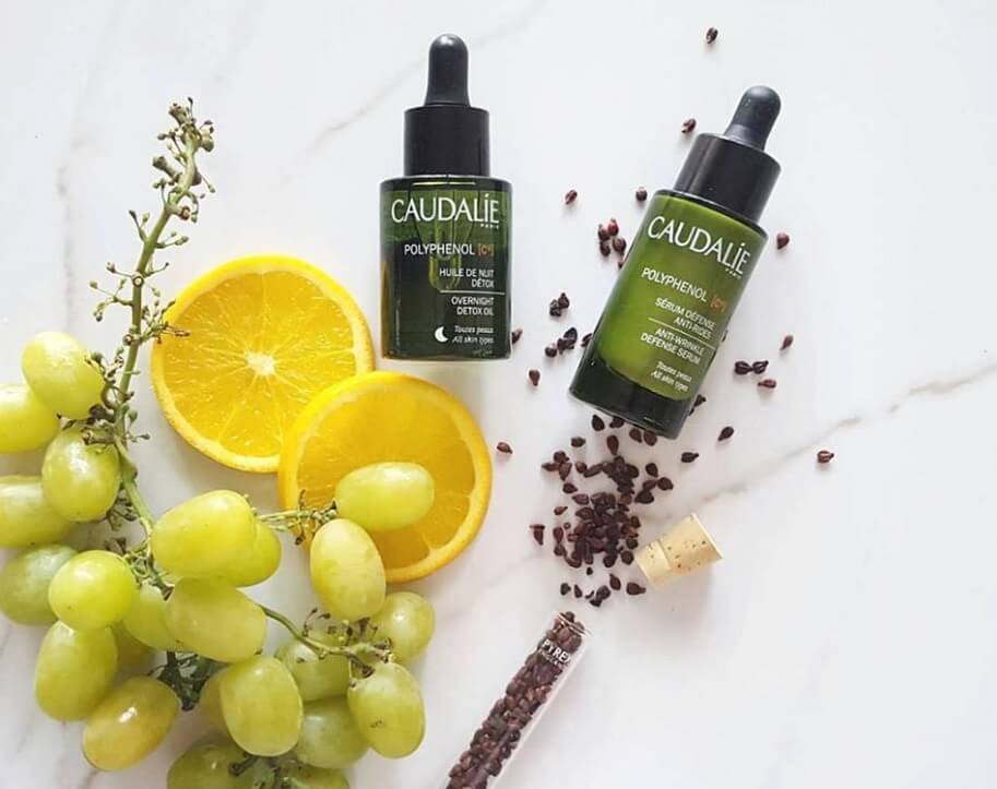 Review top 10 serum chống lão hoá tốt nhất, giúp níu kéo tuổi xuân cho phái đẹp 2 Serum chống lão hoá Caudalie Polyphenol C15