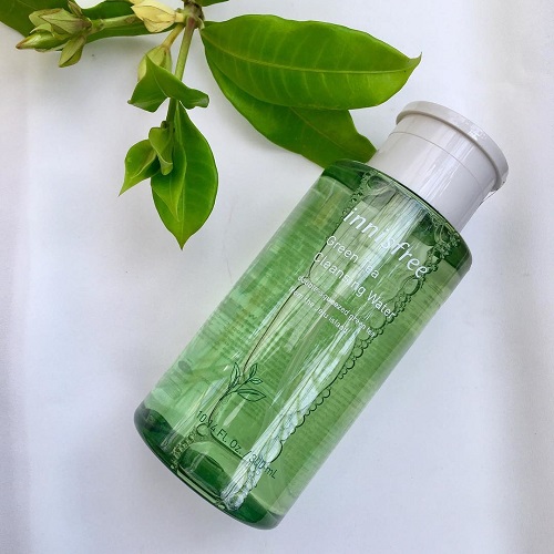 Review 13 nước tẩy trang cho da dầu được yêu thích 2025