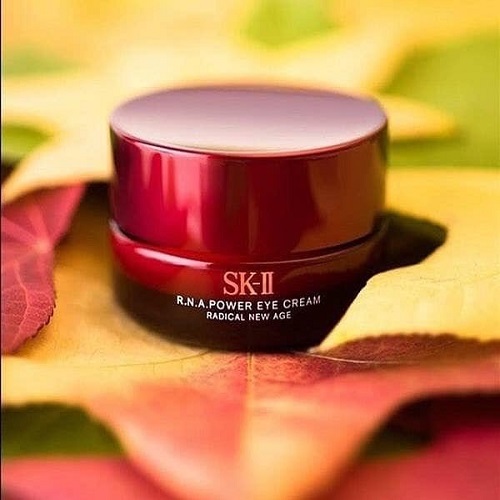 Review kem mắt SK-II có tốt không? Kem mắt SK-II nào được chị em ưa chuộng 2025