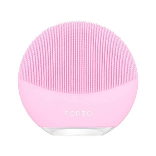 Review 7 máy rửa mặt Foreo “hot” nhất hiện nay