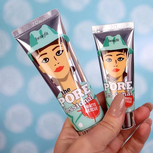 Review 3 dòng kem lót Benefit khiến các tín đồ làm đẹp mê mẩn 2025