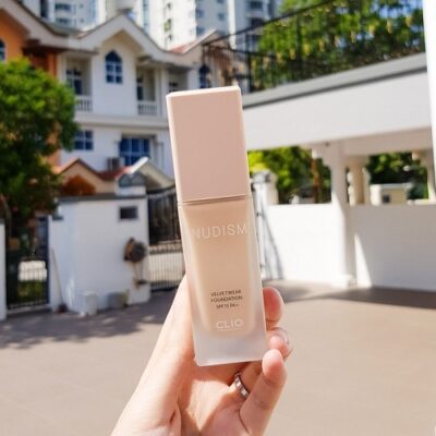 Review 10 kem nền cho da dầu da mụn “đỉnh nhất” 2025