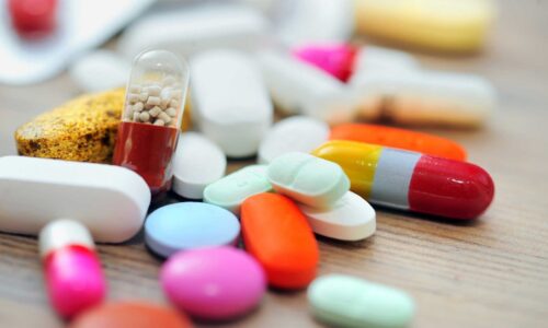 Có nên dùng Amoxicillin cho mụn trứng cá?