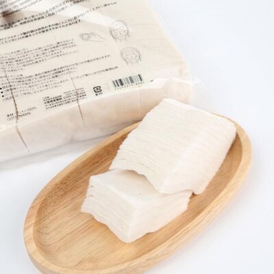 Review 11 bông tẩy trang được chị em tin dùng 2025
