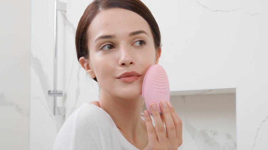 Công dụng của máy rửa mặt