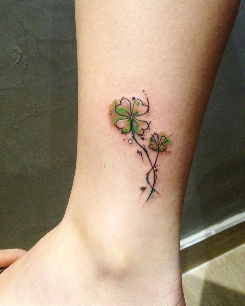 Hình xăm cỏ 4 lá 2  MrTATTOO