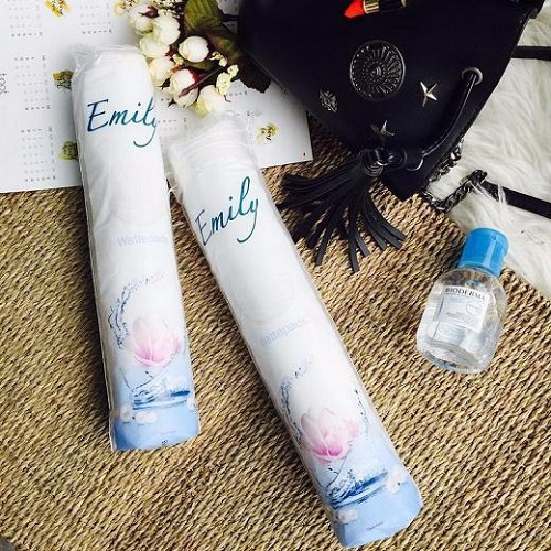Review 11 bông tẩy trang được chị em tin dùng 2025