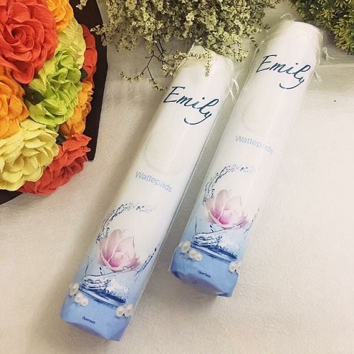 Review 11 bông tẩy trang được chị em tin dùng 2025