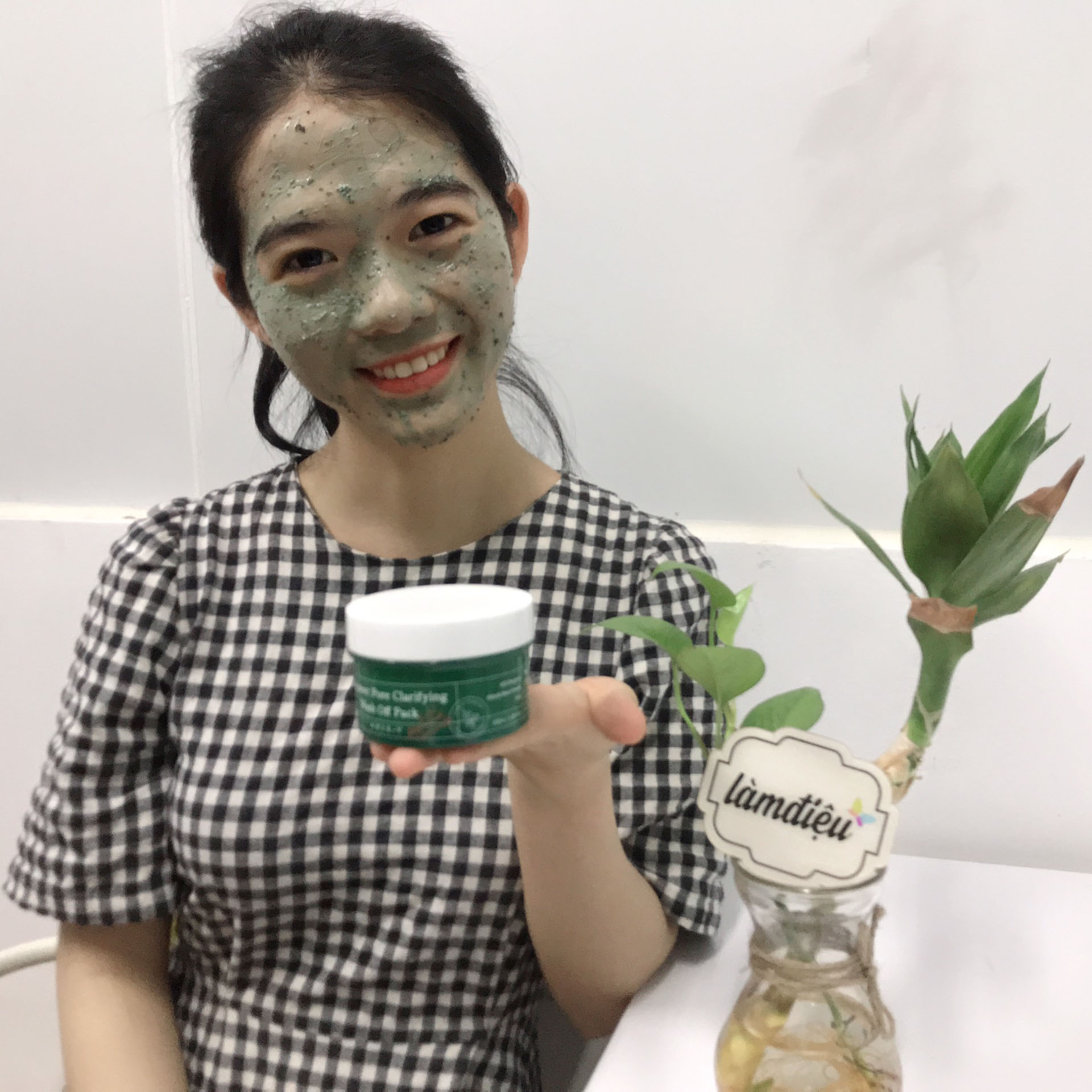 Review mặt nạ ngải cứu AXIS – Y  có công dụng gì?  Mặt nạ đất sét đáng mua nhất 2025