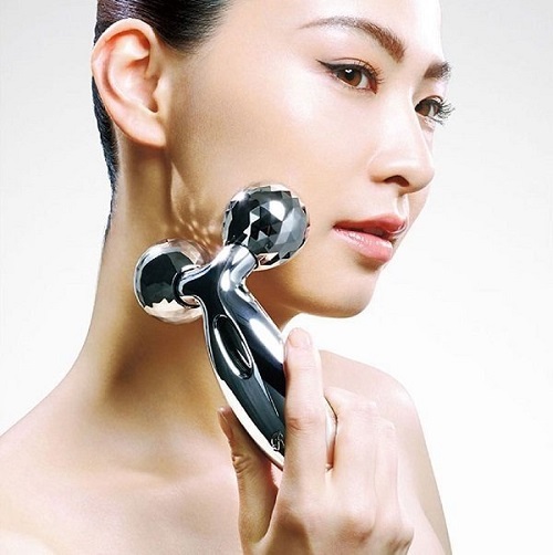 Review 9 máy massage mặt loại nào tốt nhất hiện nay 2025?
