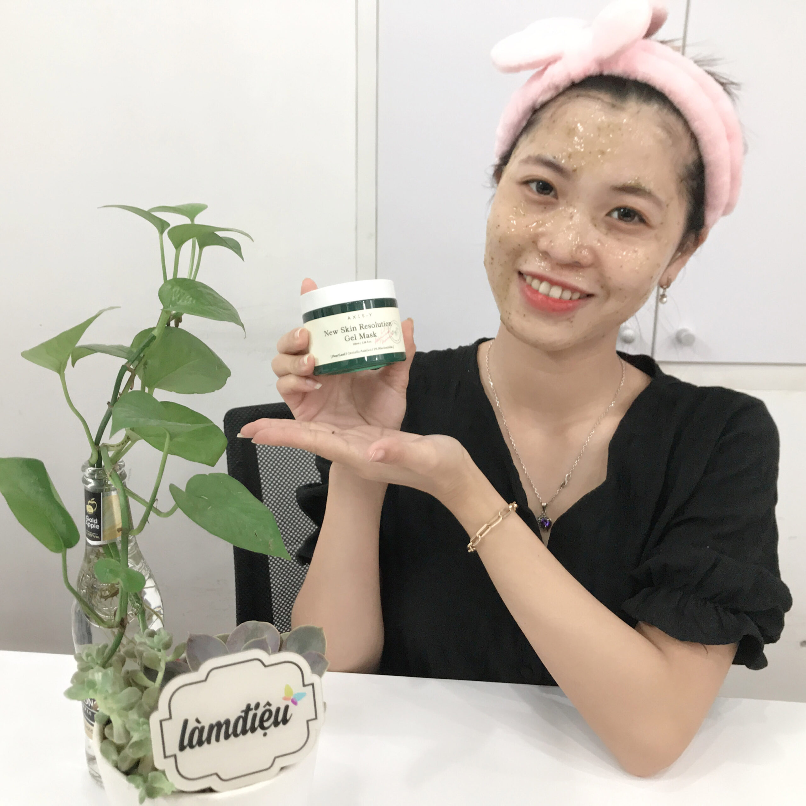 Review 5 mặt nạ gel “hot” được săn lùng hiện nay 2025
