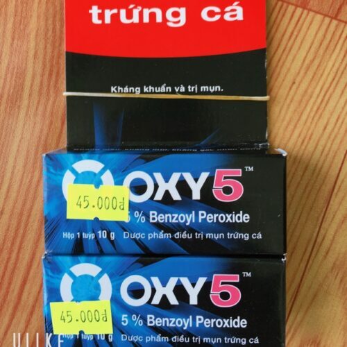 Review 7 kem trị mụn cho nam khuyên dùng 2025