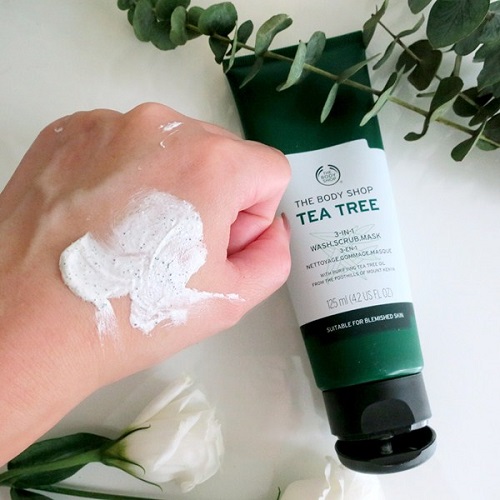 Review 5 sữa rửa mặt tẩy tế bào chết 2025 “nhất định phải dùng thử”