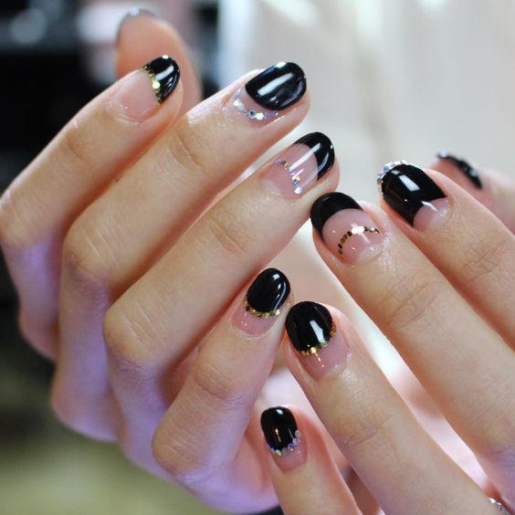 Nail nửa móng