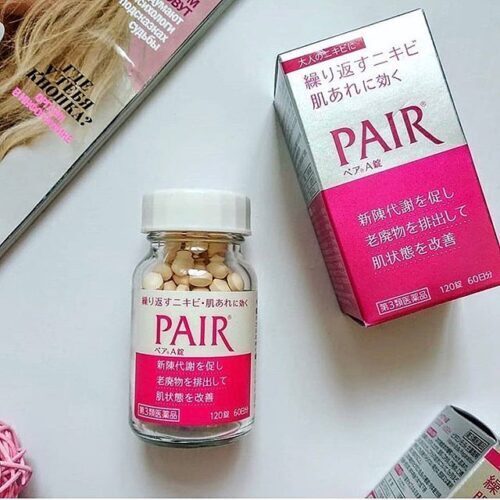 Review 10 thuốc trị mụn được đánh giá cao 2025