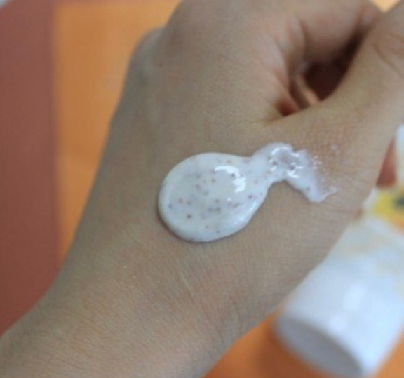 Review 7 mặt nạ tẩy tế bào chết được ưa chuộng nhất 2025