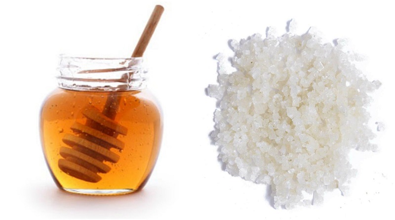 Tẩy tế bào chết toàn thân bằng muối và mật ong phù hợp với da mụn