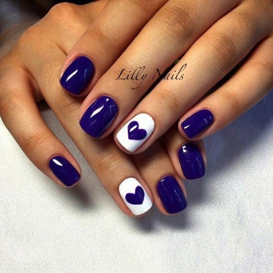 nail họa tiết trái tim_22