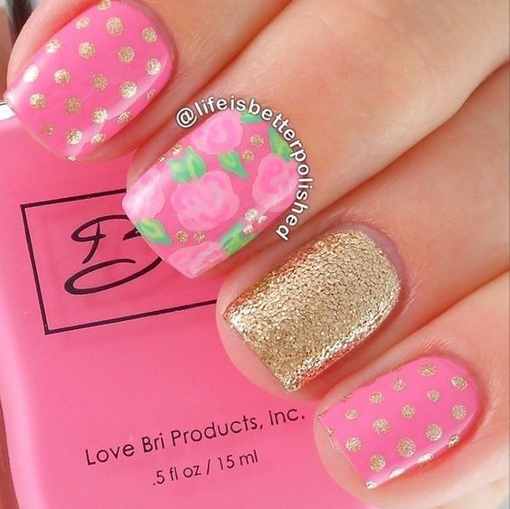 nail hoa trên nền hồng_30