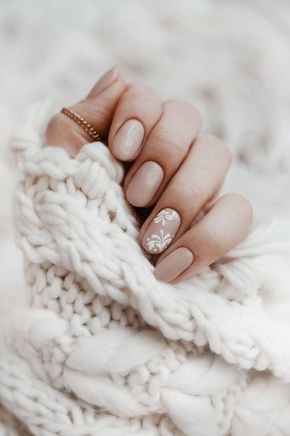 nail màu nude