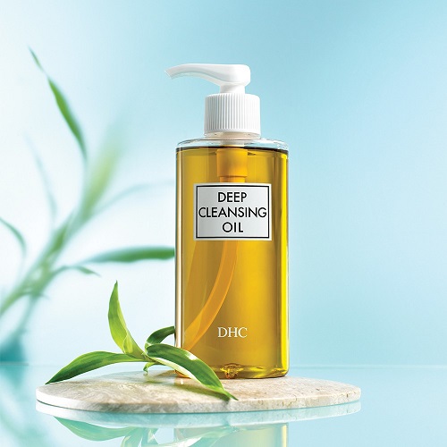 Review 7 dầu tẩy trang cho da nhạy cảm đáng mua 2025