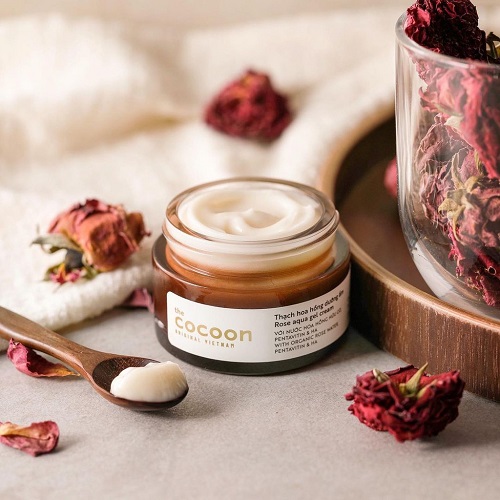 Review 7 loại kem dưỡng ẩm cho da dầu phổ biến được tìm kiếm nhiều nhất 2023