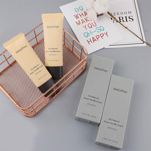 Review 6 loại kem nền BB Cream giúp lớp nền trang điểm tự nhiên 2025