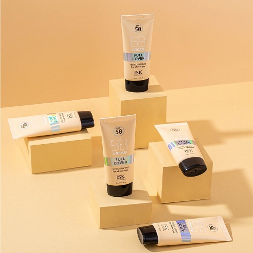Review 6 loại kem nền BB Cream giúp lớp nền trang điểm tự nhiên 2025