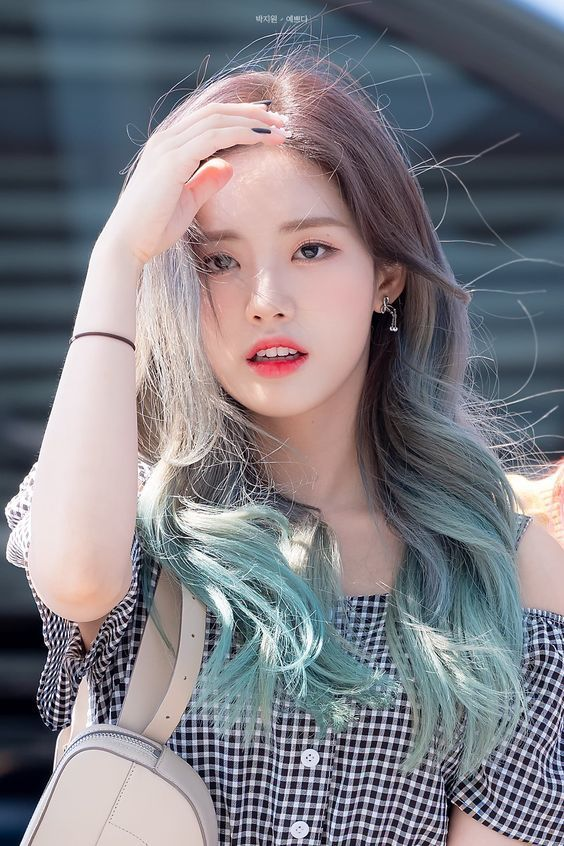 màu tóc xanh idol kpop_9