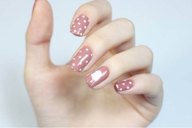 Nail chấm bi 27