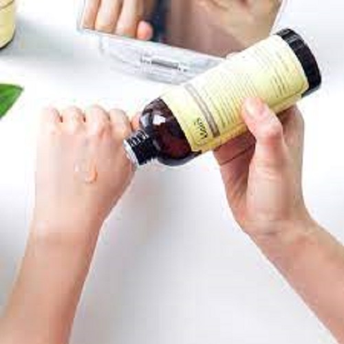 Review 5 nước hoa hồng cho da nhạy cảm đáng tin dùng nhất 2025